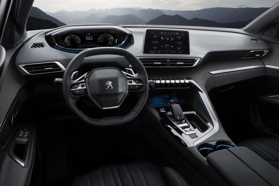 Торпедо Peugeot 3008 Allure 2019 года  (LA) (фото 3 из 3)
